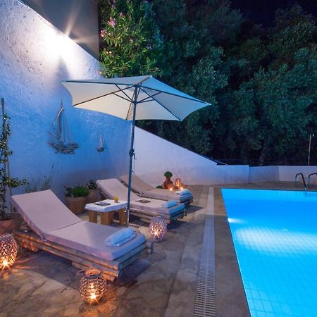 Odyssey Villas คัสซิโอปี ภายนอก รูปภาพ