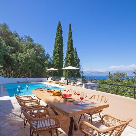 Odyssey Villas คัสซิโอปี ภายนอก รูปภาพ