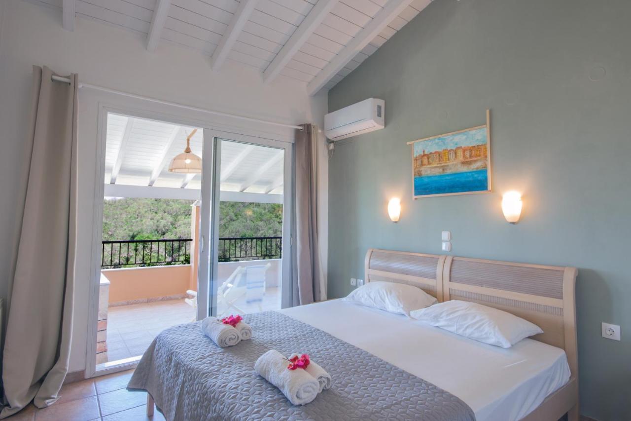 Odyssey Villas คัสซิโอปี ภายนอก รูปภาพ