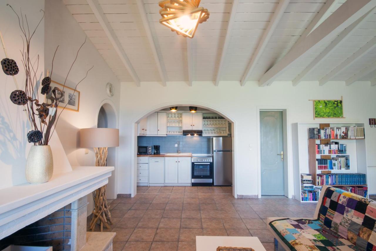 Odyssey Villas คัสซิโอปี ภายนอก รูปภาพ
